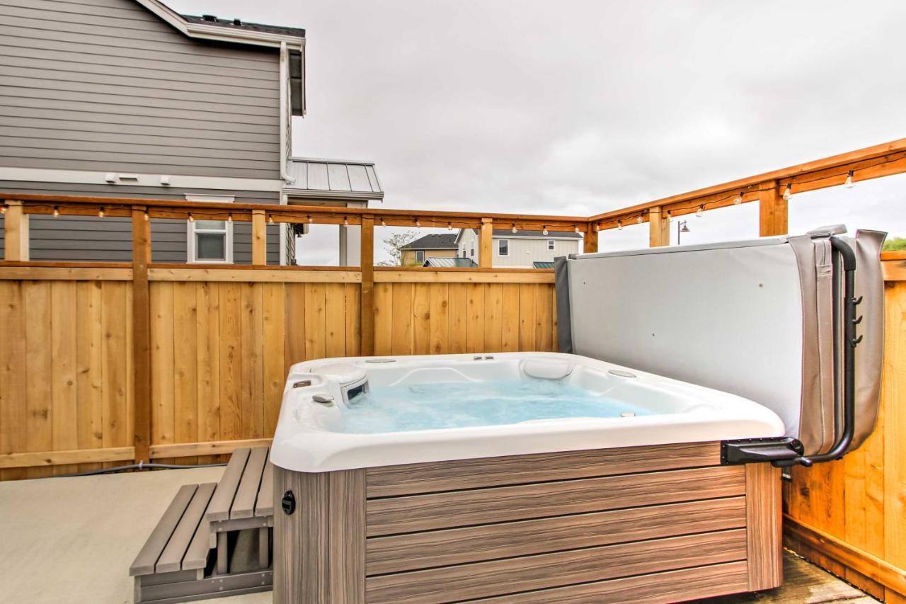 Ocean Shores House With Hot Tub - Walk To Beach Exteriör bild